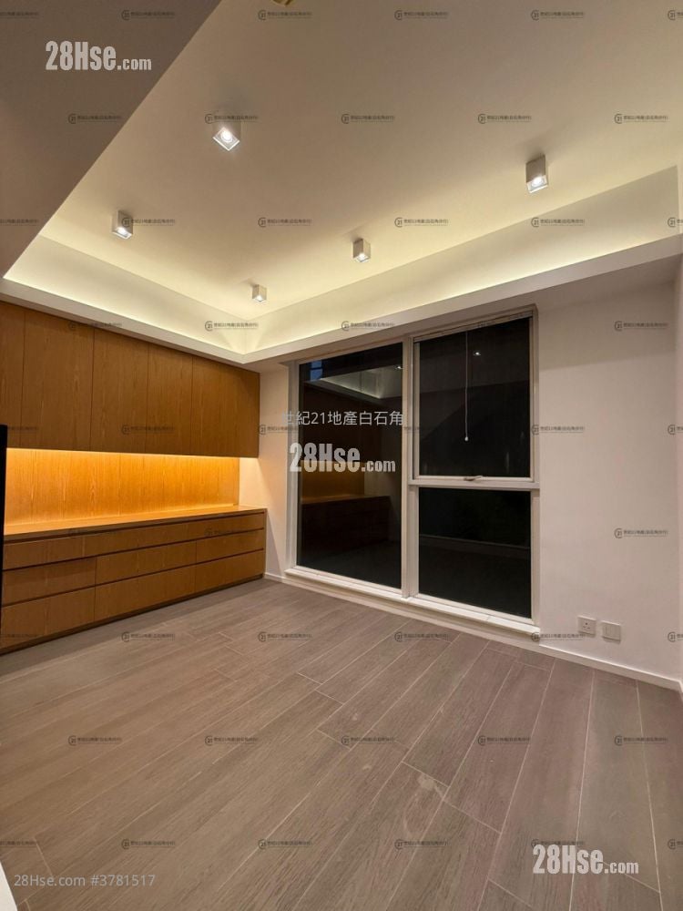 The Beverly Hills Rental 5+ Bedrooms , 2 Bathrooms 1,902 ft²