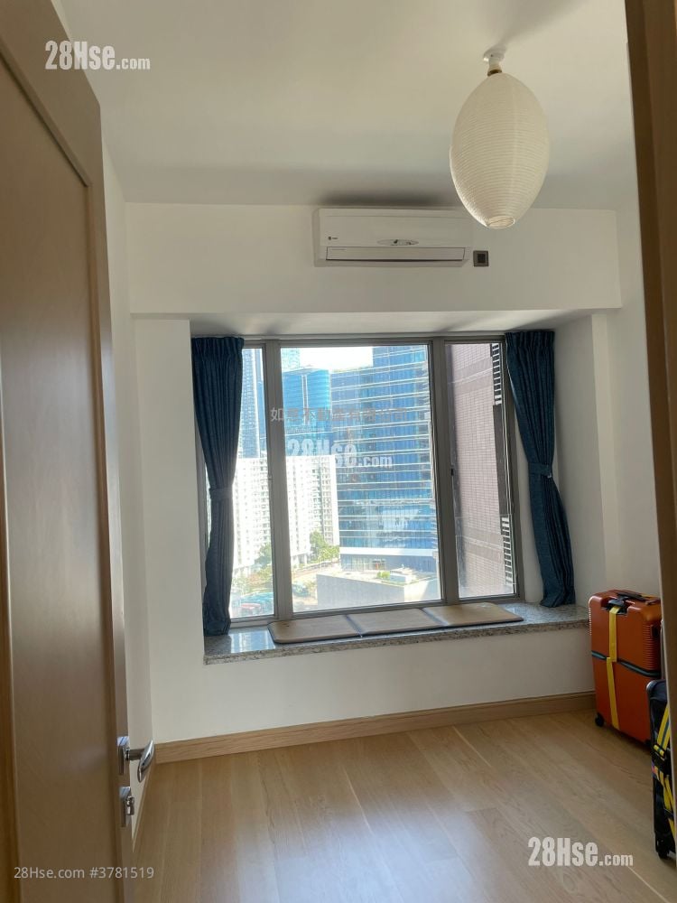 维港星岸 租盘 4 房 , 3 浴室 1,076 平方尺