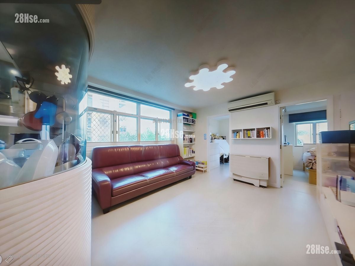 美孚新邨 售盘 3 房 , 2 浴室 704 平方尺