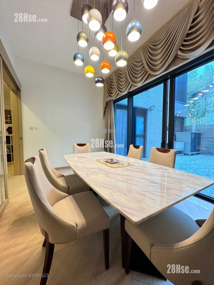 星岸 售盘 5+ 房 , 4 浴室 2,431 平方尺