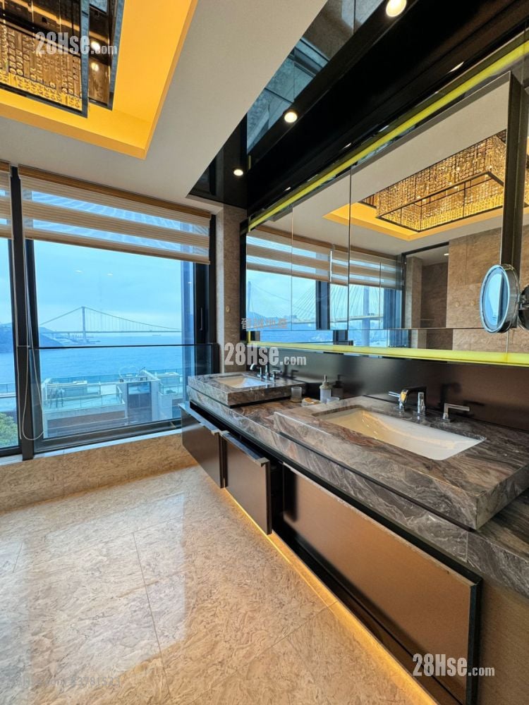 星岸 售盘 5+ 房 , 4 浴室 2,431 平方尺