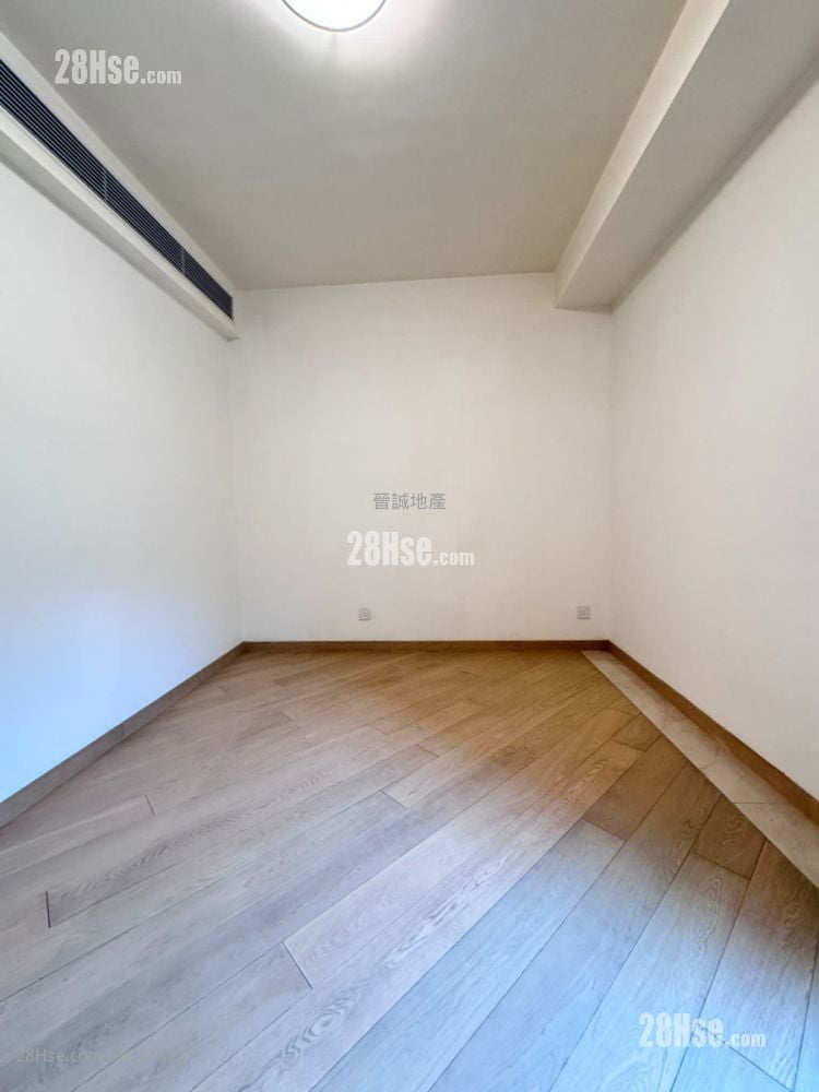 星岸 售盘 5+ 房 , 4 浴室 2,431 平方尺