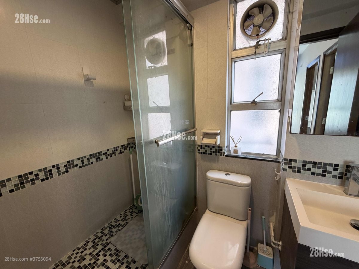 太湖花园 售盘 2 房 , 1 浴室 355 平方尺