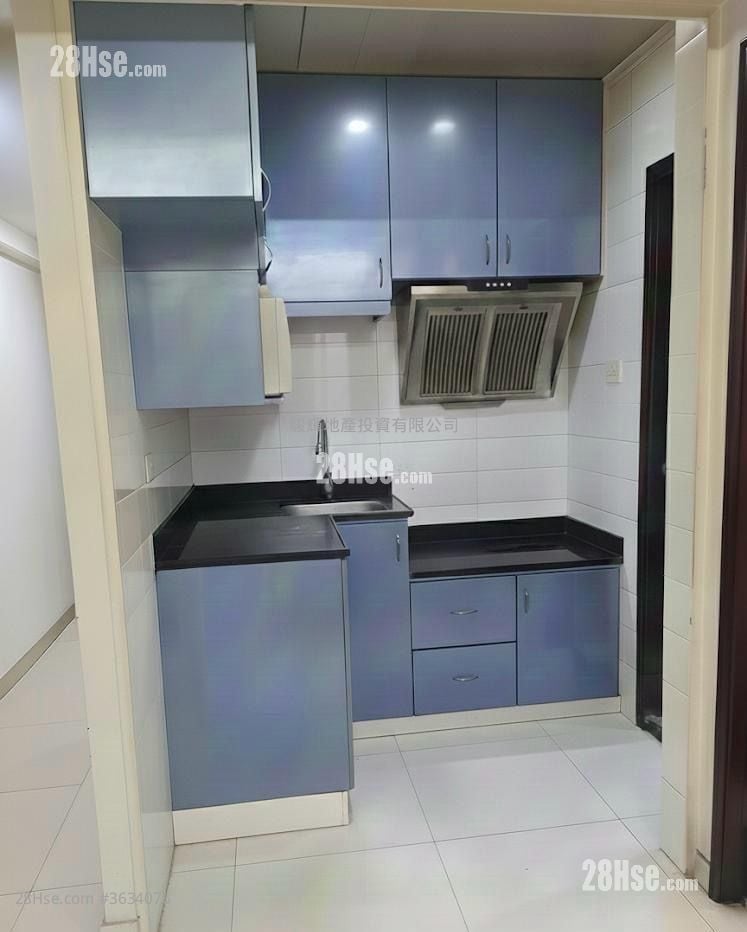 Ka Wui Building Sell 2 Bedrooms , 1 Bathroom 360 ft²