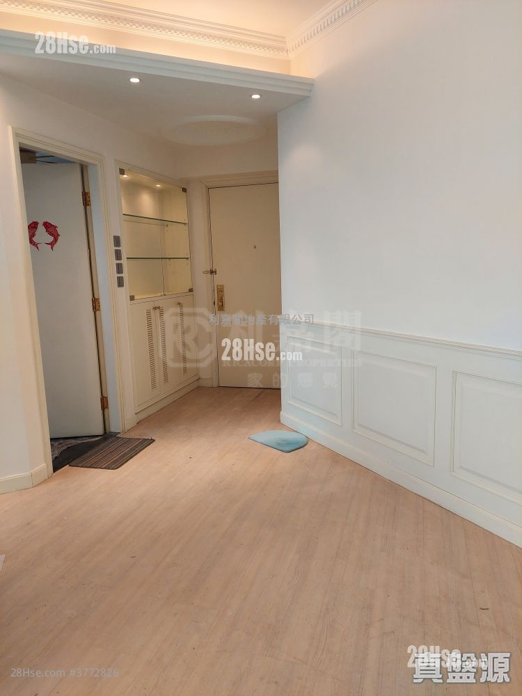 宝翠园 售盘 2 房 , 2 浴室 755 平方尺