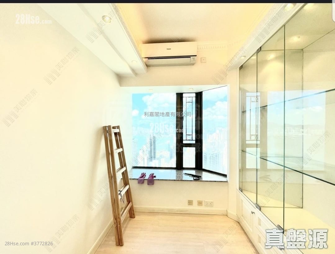 宝翠园 售盘 2 房 , 2 浴室 755 平方尺