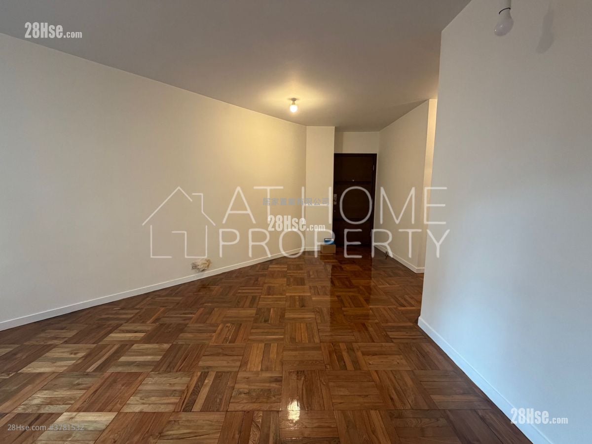 Euston Court Sell 2 Bedrooms , 1 Bathroom 587 ft²