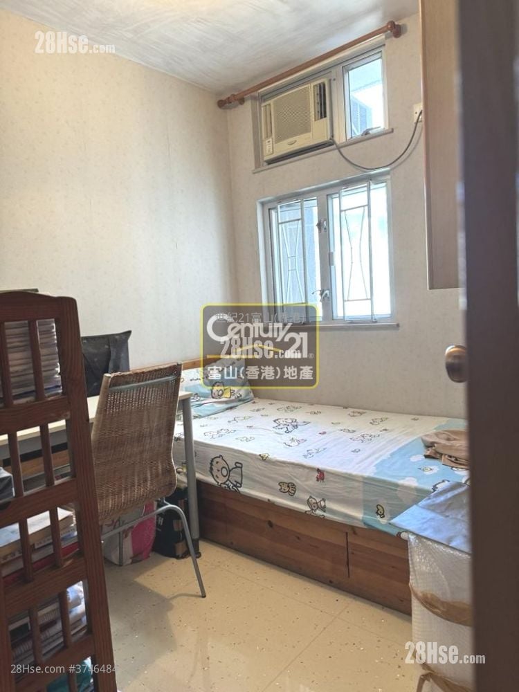 德强苑 售盘 3 房 , 1 浴室 574 平方尺