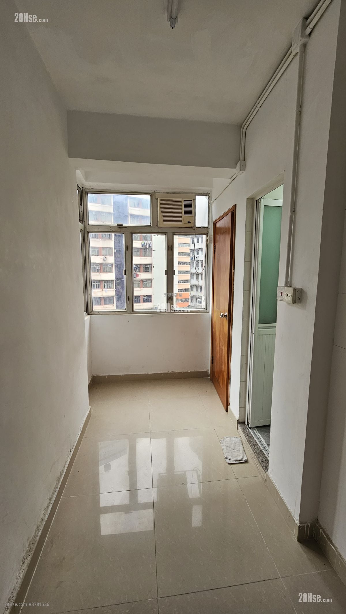 Hoover Court Sell 2 Bedrooms , 2 Bathrooms 276 ft²