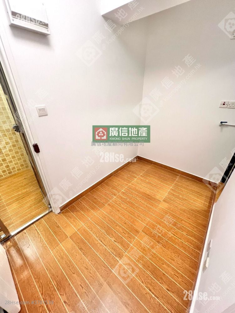 Lee Man Building Rental 1 Bedroom , 1 Bathroom 150 ft²