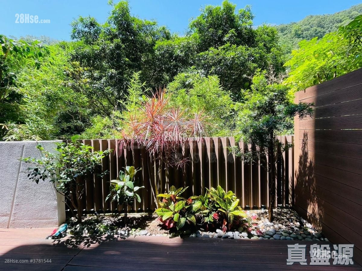 Dragons Range Sell 2 Bedrooms , 1 Bathroom 654 ft²