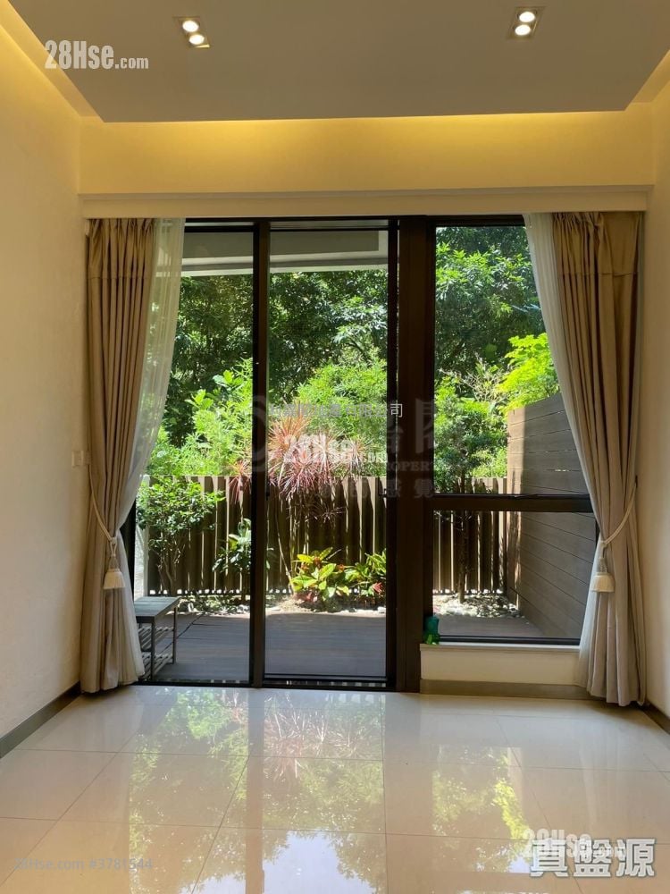 Dragons Range Sell 2 Bedrooms , 1 Bathroom 654 ft²