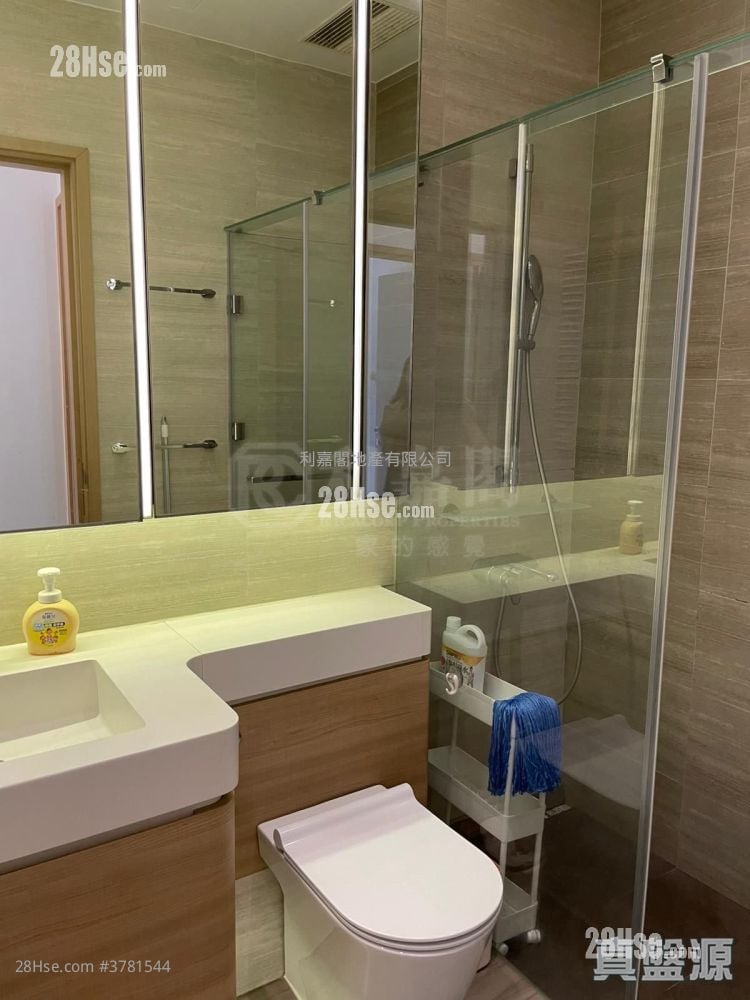 Dragons Range Sell 2 Bedrooms , 1 Bathroom 654 ft²