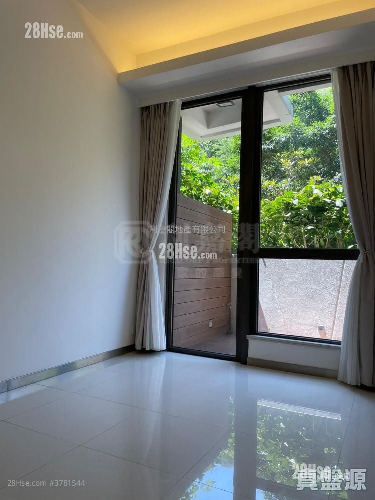 Dragons Range Sell 2 Bedrooms , 1 Bathroom 654 ft²