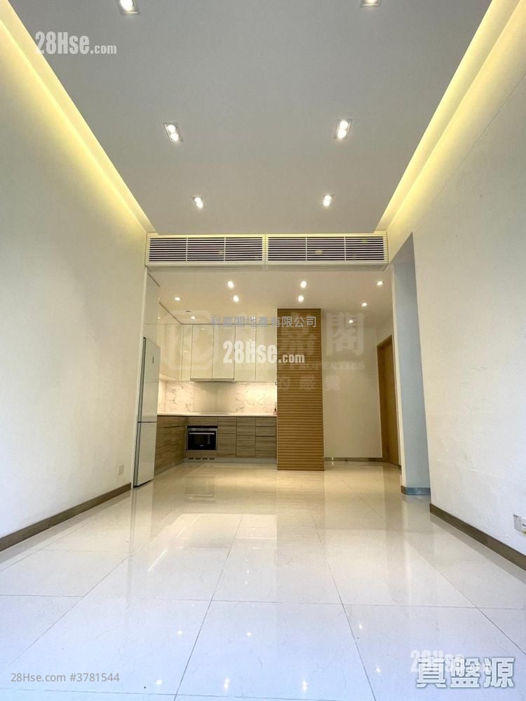 Dragons Range Sell 2 Bedrooms , 1 Bathroom 654 ft²