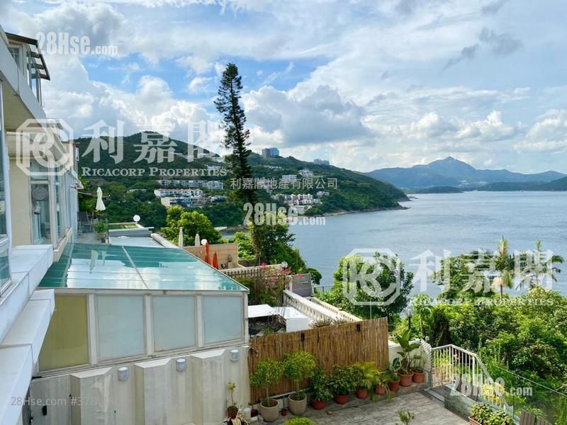 Pik Sha Garden Sell 3 Bedrooms , 2 Bathrooms 1,438 ft²