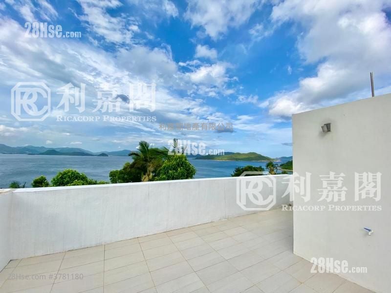 Pik Sha Garden Sell 3 Bedrooms , 2 Bathrooms 1,438 ft²