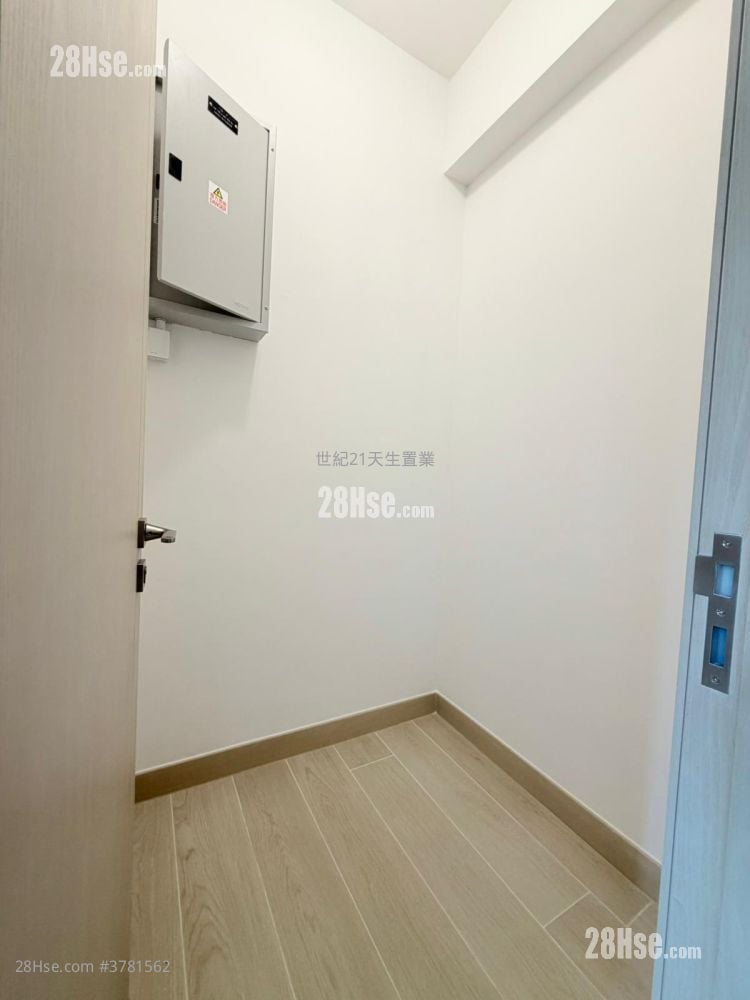 黄金海湾 租盘 2 房 , 1 浴室 545 平方尺