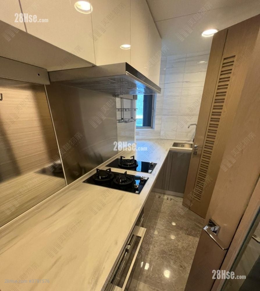 爱海颂 售盘 3 房 771 平方尺