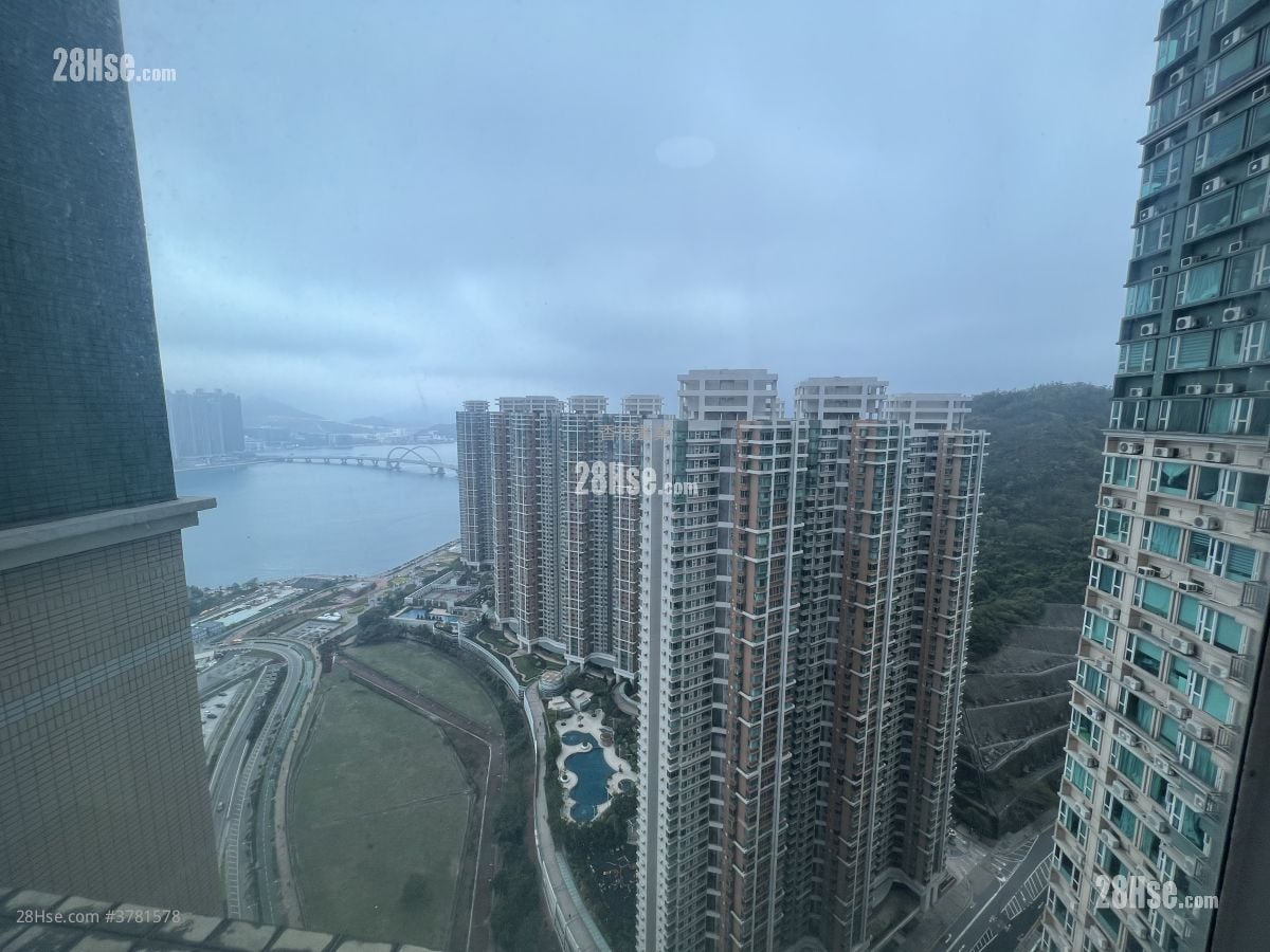 Metro Town Rental 2 Bedrooms , 1 Bathroom 492 ft²