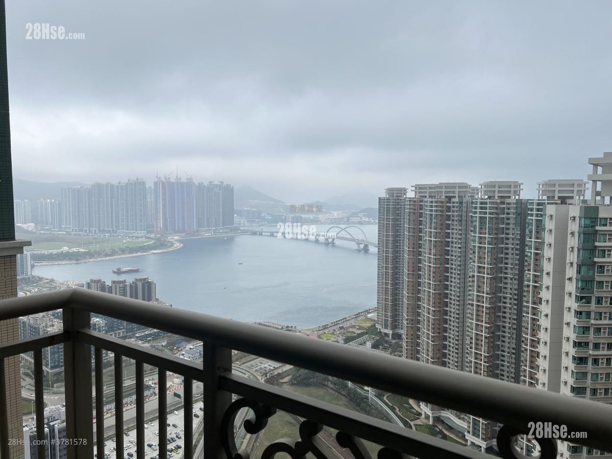 Metro Town Rental 2 Bedrooms , 1 Bathroom 492 ft²