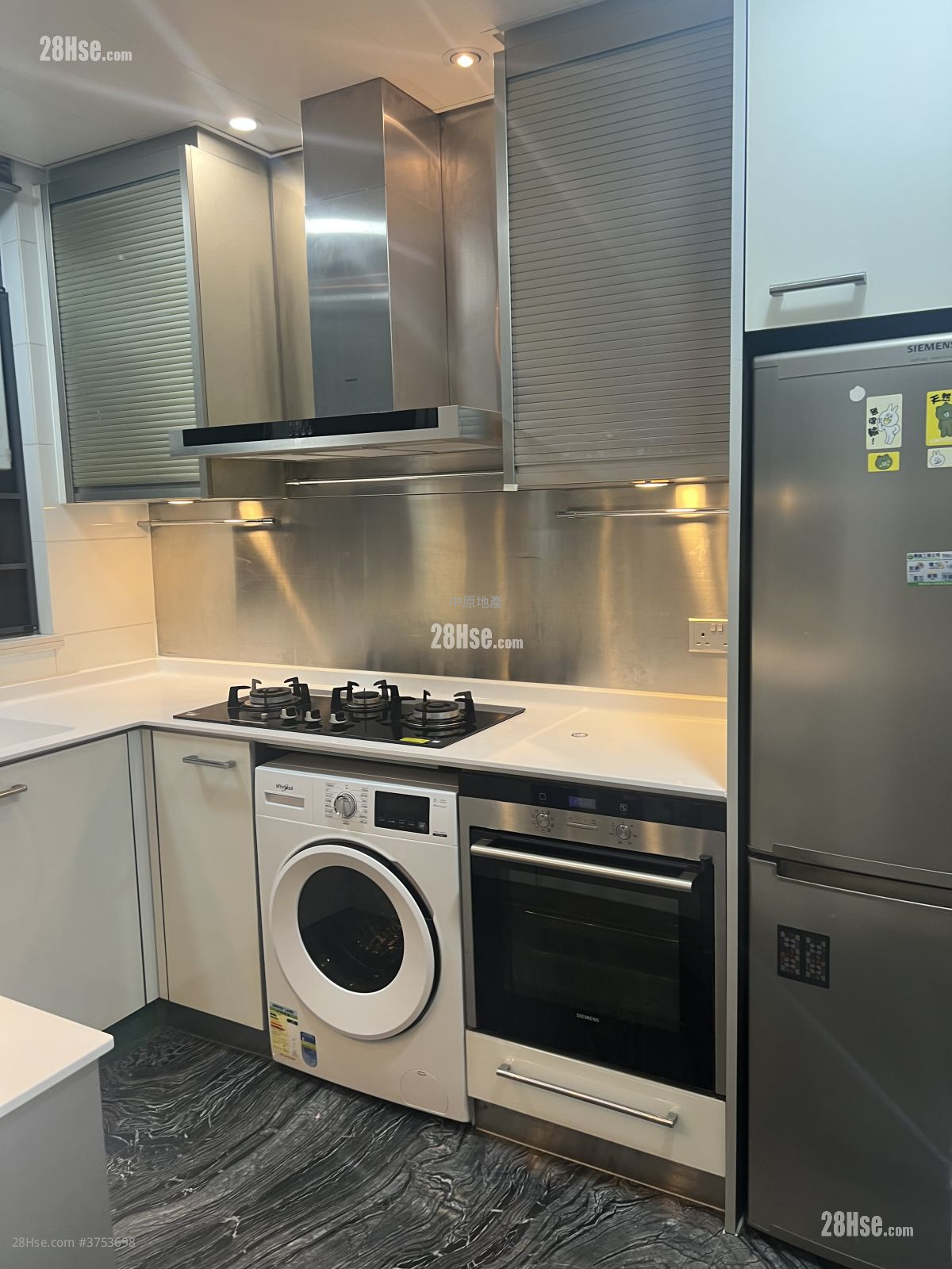 Yoho Midtown 售盘 3 房 880 平方尺