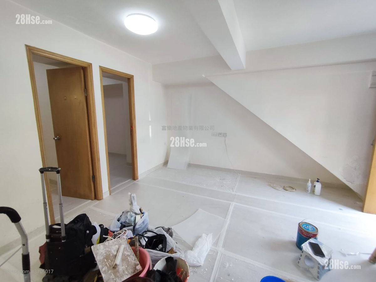 村屋 租盘 2 房 , 1 浴室 350 平方尺