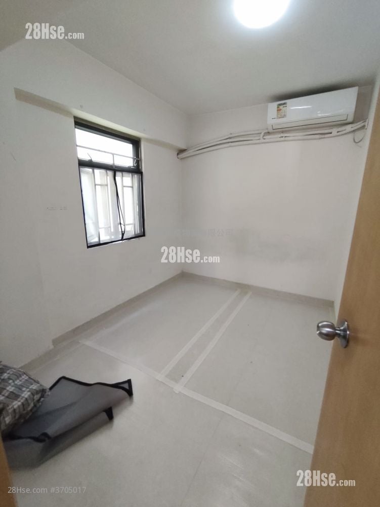 村屋 租盘 2 房 , 1 浴室 350 平方尺