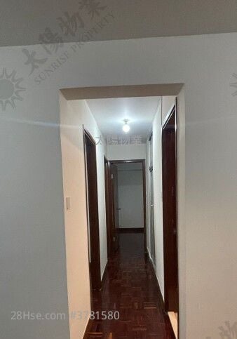 黄埔花园 租盘 3 房 714 平方尺