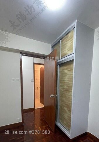 黄埔花园 租盘 3 房 714 平方尺