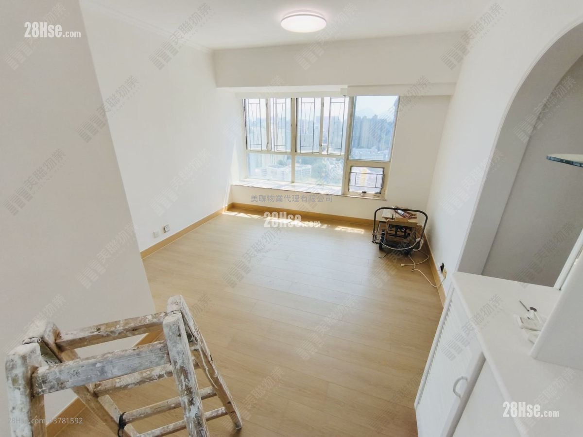 Venice Gardens Sell 2 Bedrooms , 1 Bathroom 452 ft²