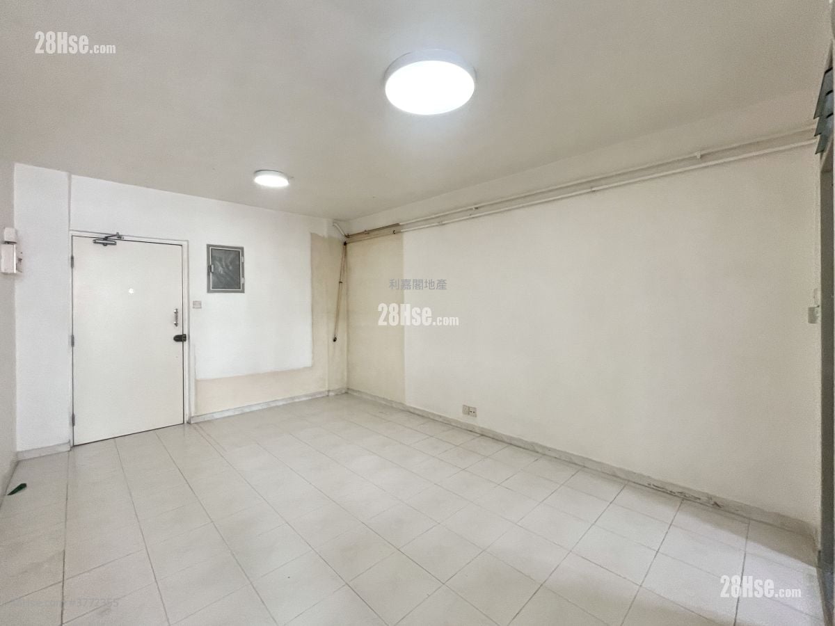 Tsui Ping (North) Estate Sell 277 ft²