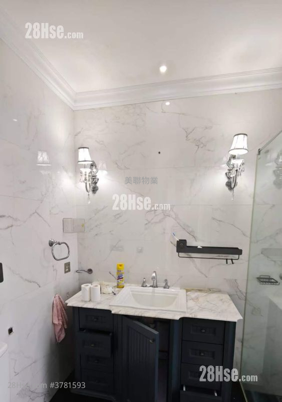 一号银海 售盘 3 房 963 平方尺