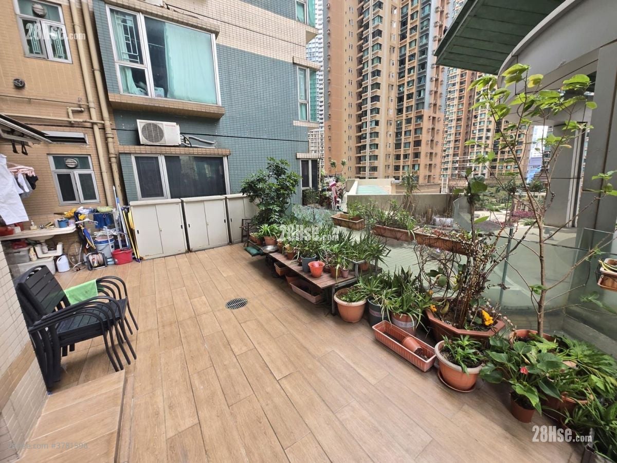 宇晴轩 售盘 2 房 442 平方尺