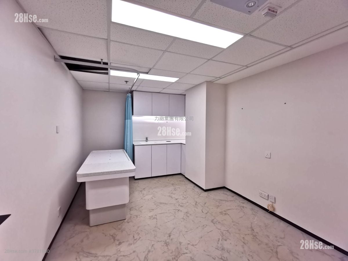 Near Mtr Station Rental 5+ Bedrooms