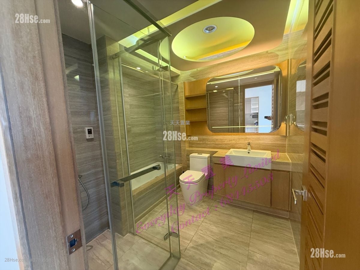 The Mediterranean Rental 2 Bedrooms , 1 Bathroom 668 ft²