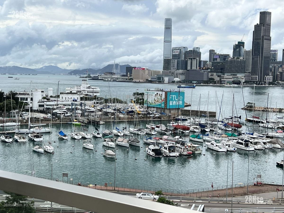 海伦大厦 售盘 3 房 , 2 浴室 1,355 平方尺