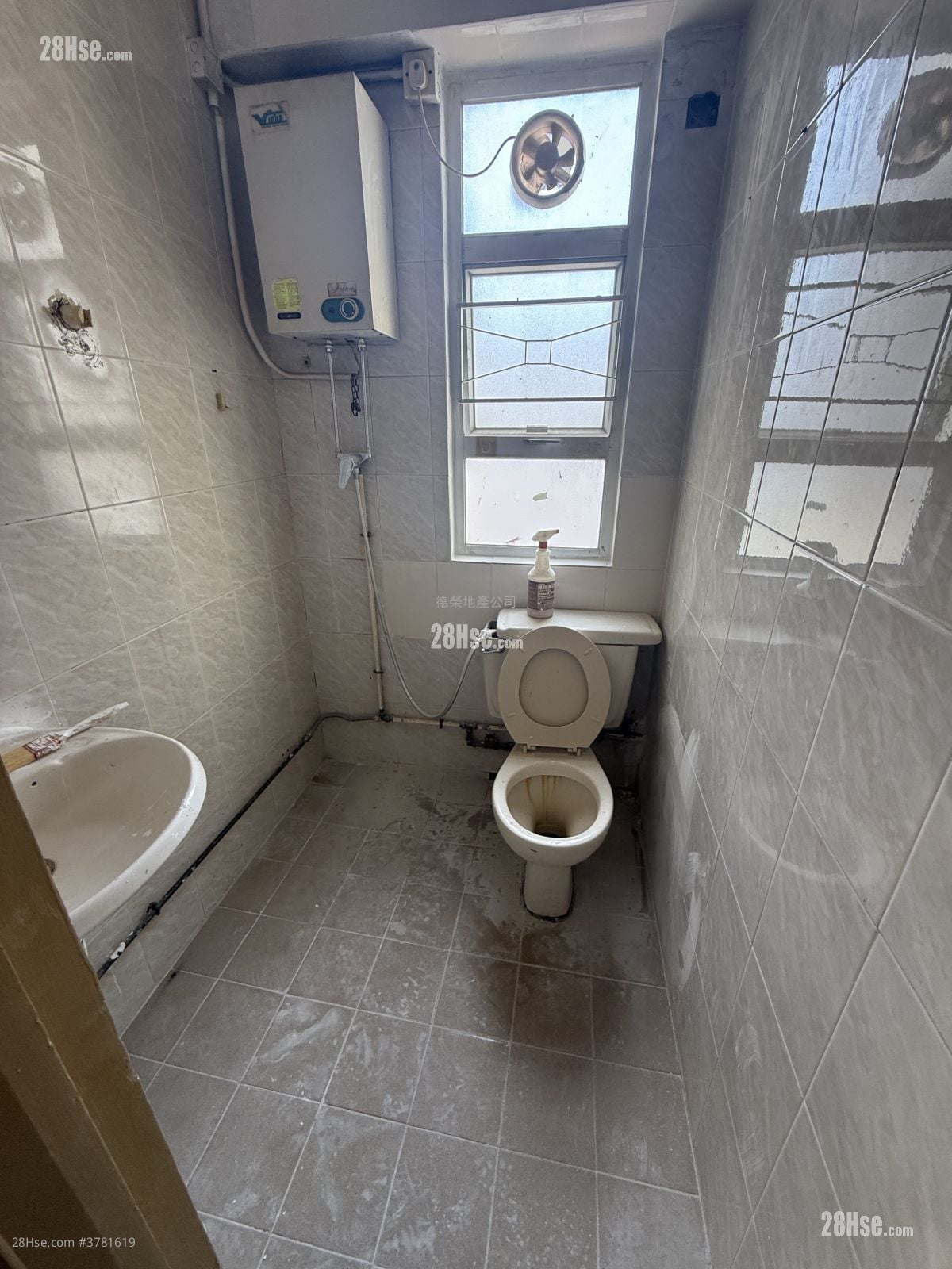 Man Cheong Building Rental 2 Bedrooms , 1 Bathroom 490 ft²