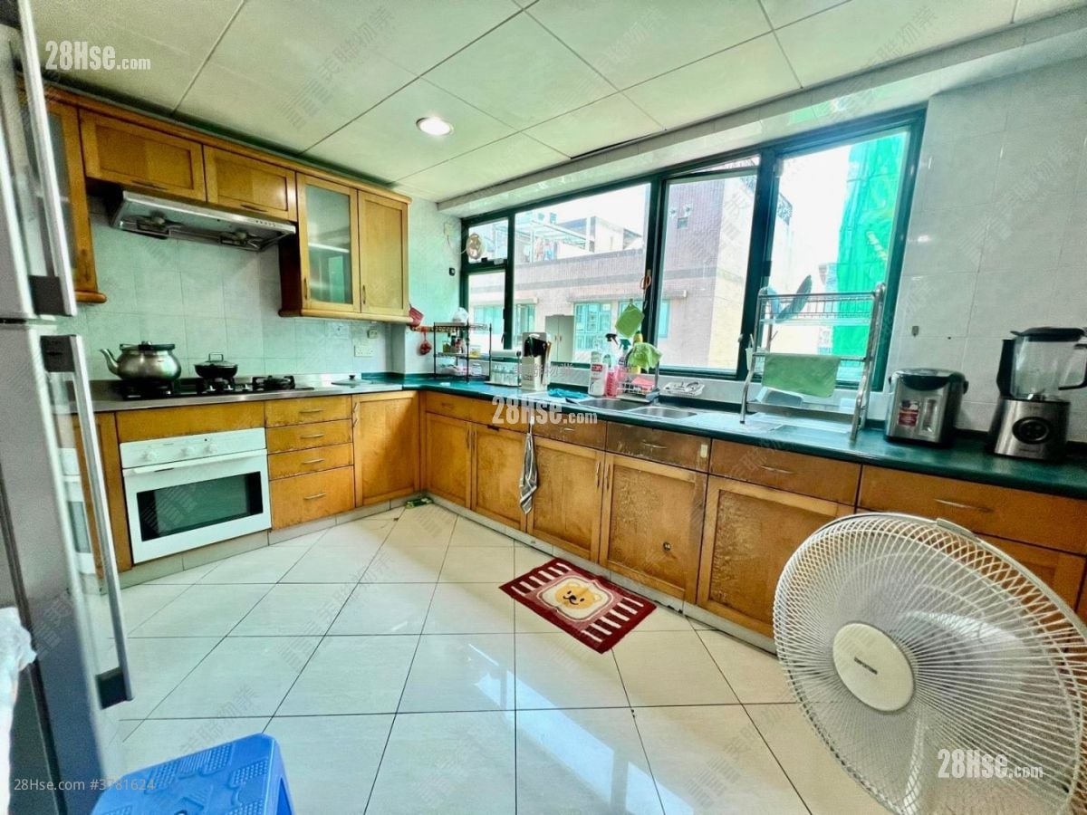 帝文苑 售盘 5+ 房 , 3 浴室 4,319 平方尺