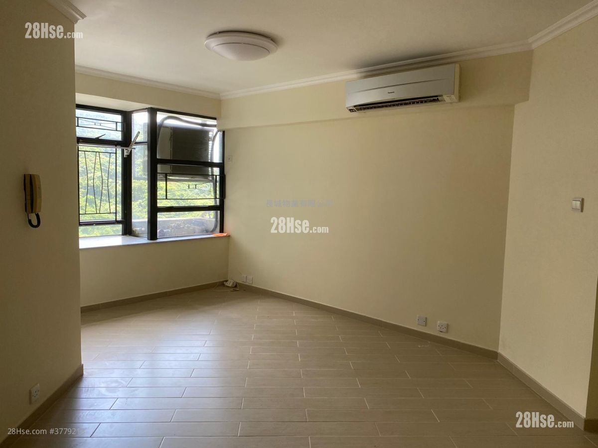 康怡花园 售盘 2 房 , 1 浴室 497 平方尺