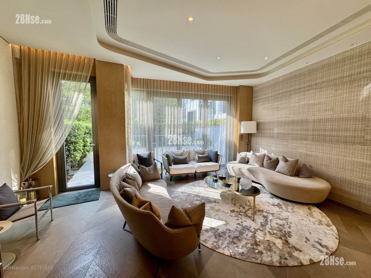 澐沣 售盘 5+ 房 2,305 平方尺