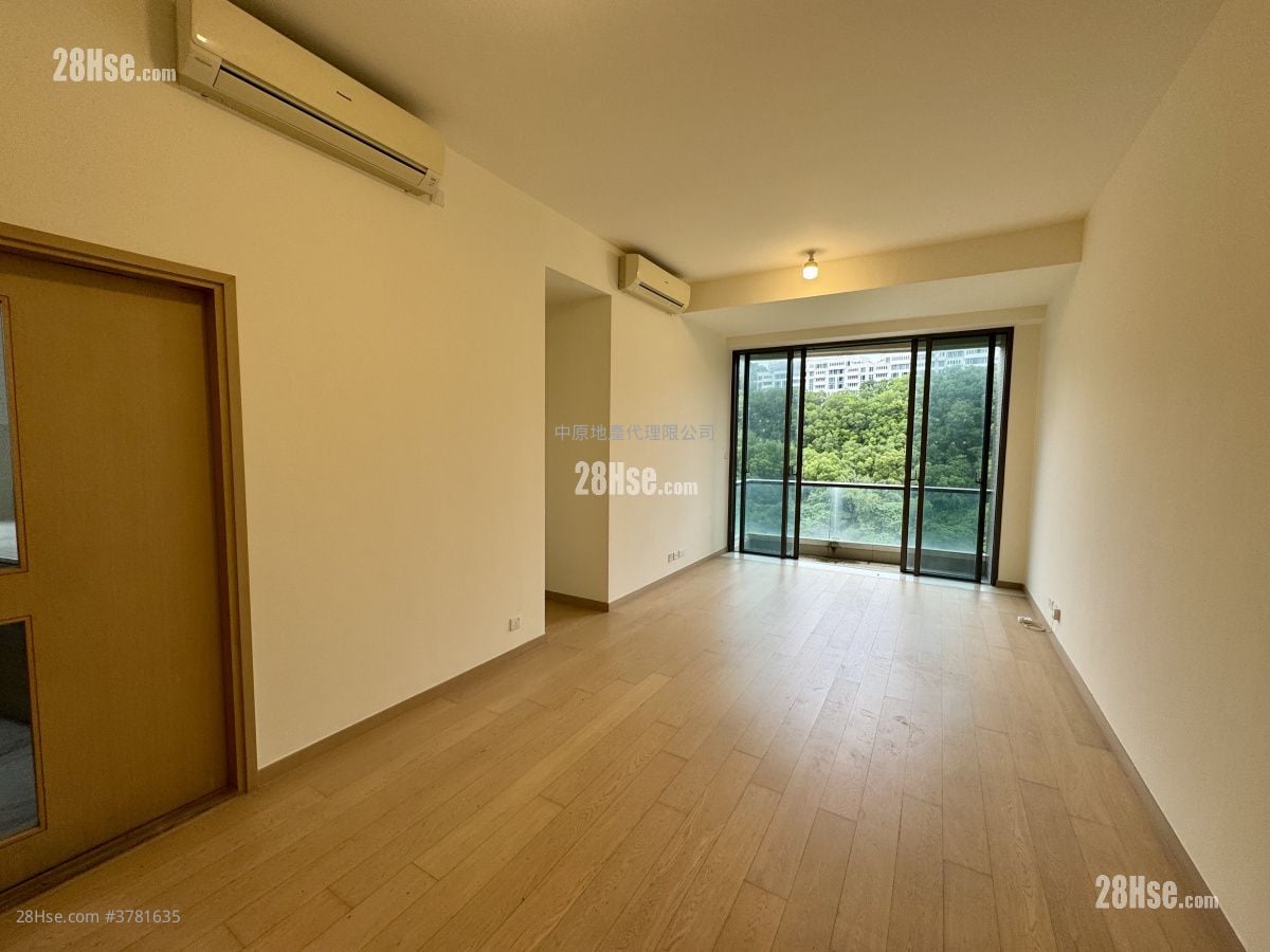 Dragons Range Sell 3 Bedrooms 944 ft²