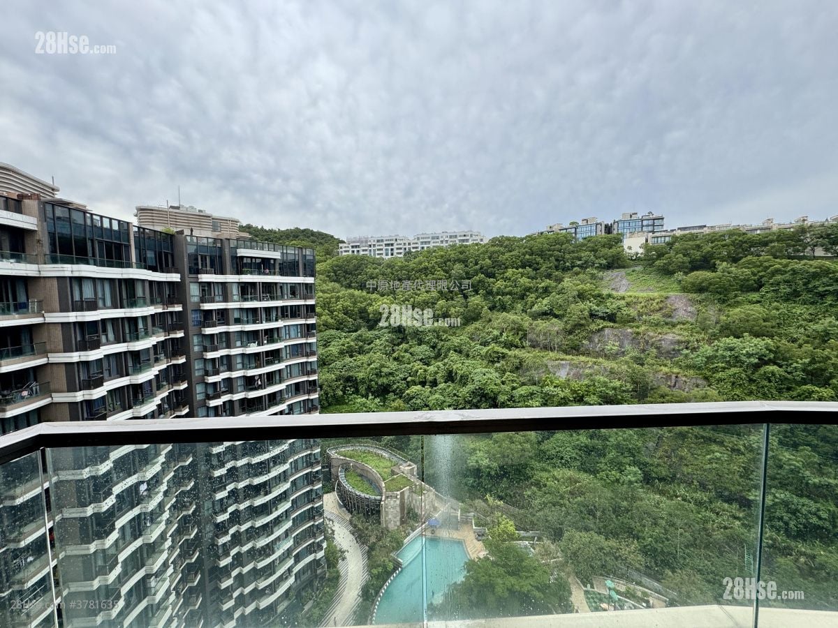 Dragons Range Sell 3 Bedrooms 944 ft²