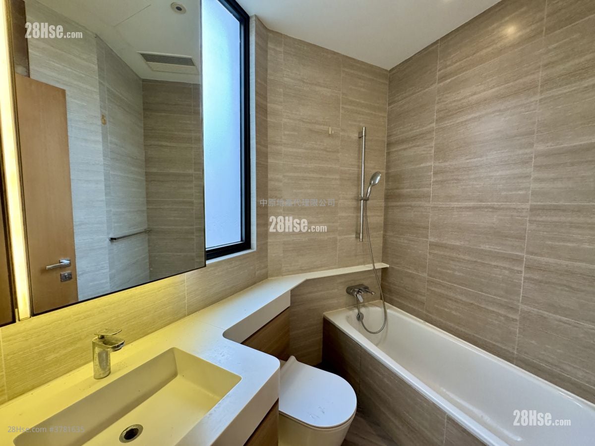 Dragons Range Sell 3 Bedrooms 944 ft²