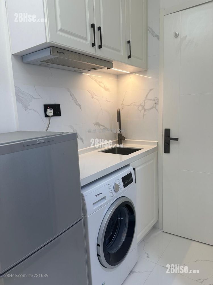 利兴大楼 租盘 1 浴室 160 平方尺