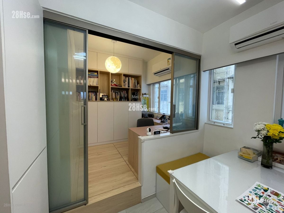 翡翠洋楼 售盘 3 房 , 2 浴室 646 平方尺