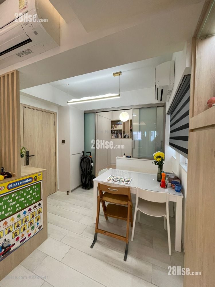 翡翠洋楼 售盘 3 房 , 2 浴室 646 平方尺