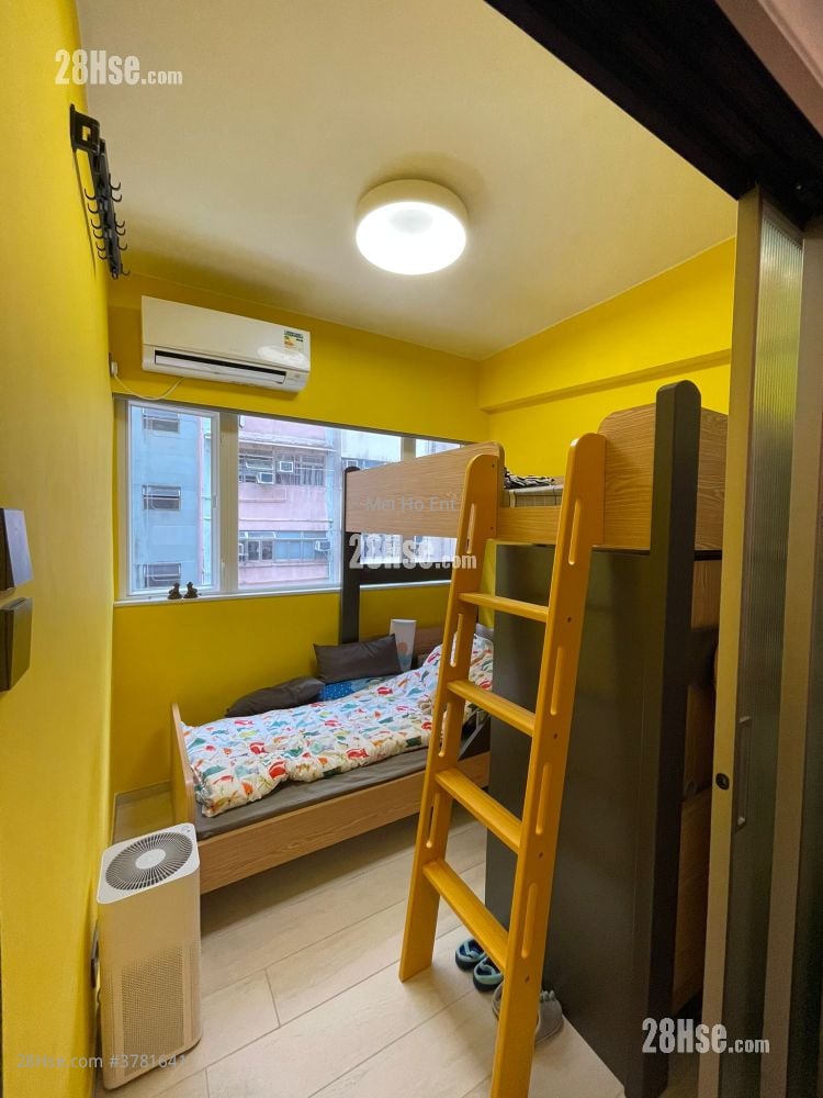 翡翠洋楼 售盘 3 房 , 2 浴室 646 平方尺