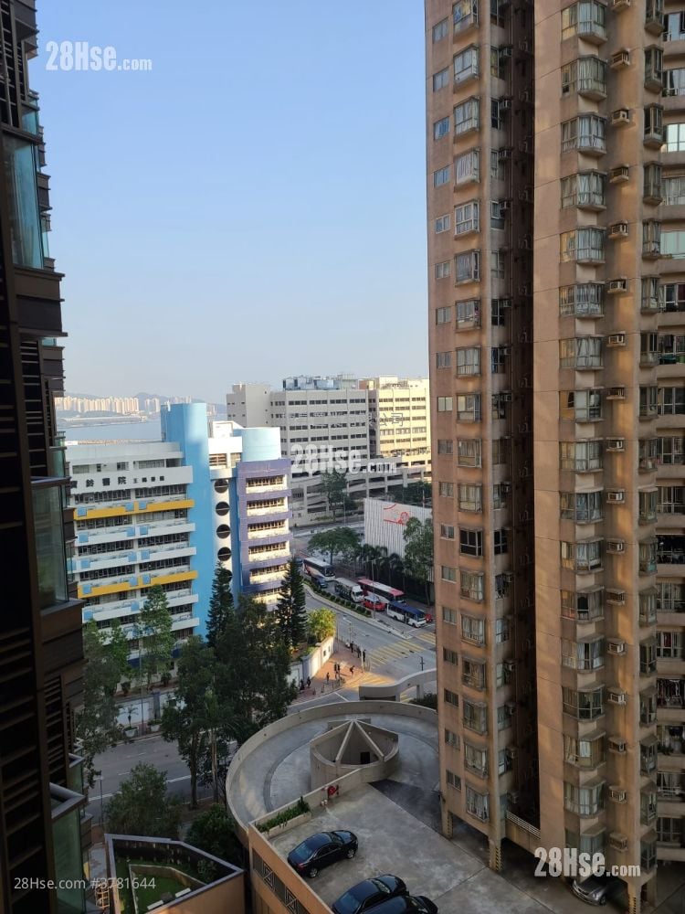 Upper East Sell 1 Bedroom , 1 Bathroom 307 ft²