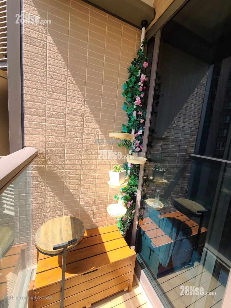 Upper East Sell 1 Bedroom , 1 Bathroom 307 ft²